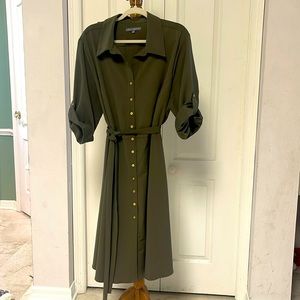 Plus size (22W) button down Sharagano Dress (olive green)